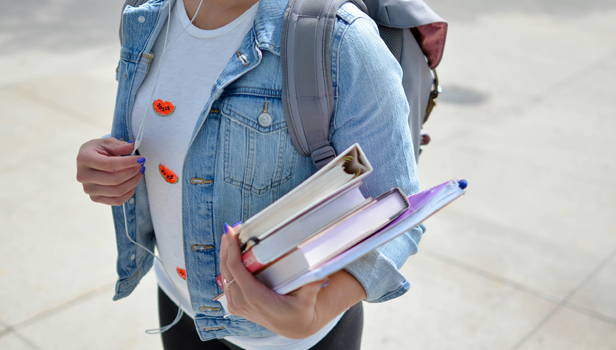 Student Loans and Your Credit Score Student Loans and Your Credit Score